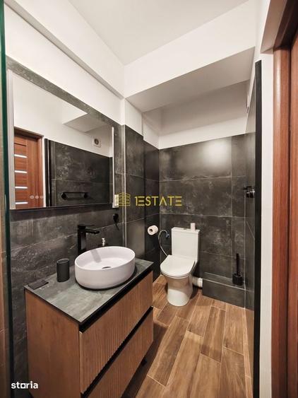 Apartament cu 3 camere decomandat în Titan — fotografia 3