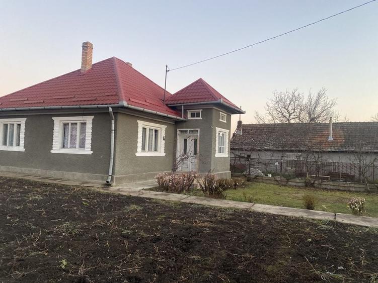 Casă cu 3 camere în Livada (Iclod)