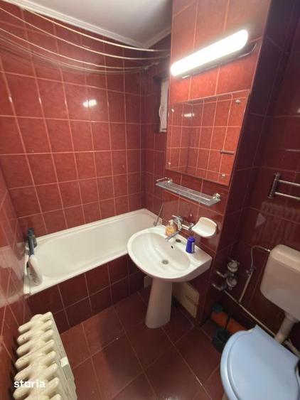 Apartament cu 3 camere decomandat în Republicii