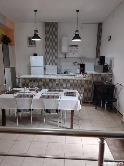 Casă cu 6 camere în Central