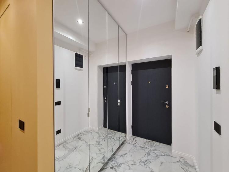 Apartament cu 3 camere decomandat în Arcul de Triumf