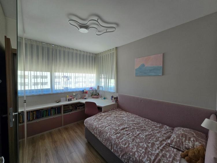 Apartament cu 3 camere decomandat, mobilat în Nord