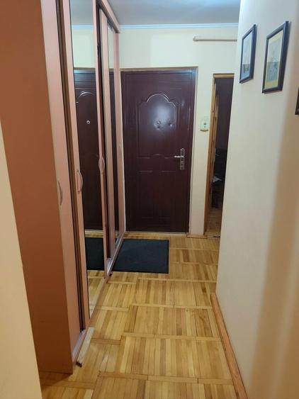 Apartament cu 2 camere decomandat în Sud