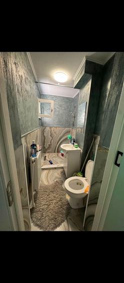 Apartament cu 4 camere semidecomandat în Hipodrom