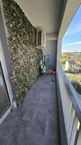Apartament cu 3 camere decomandat, mobilat în Băneasa