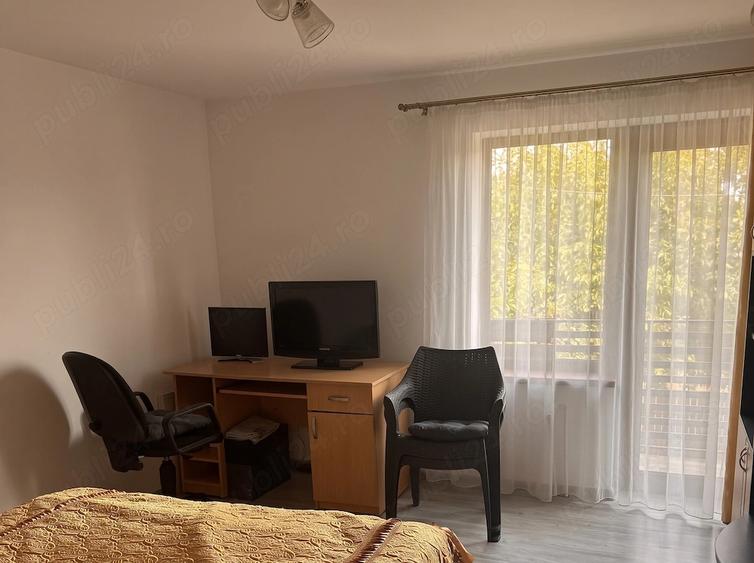 Casă cu Teren 2194 Mp în Radu Vodă