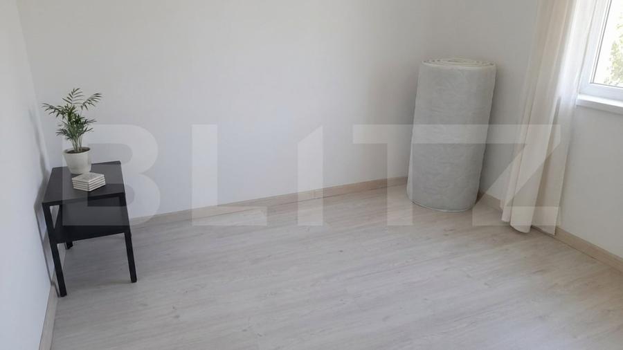 Casă individuală cu 2 camere cu Teren 1437 Mp în Exterior Est