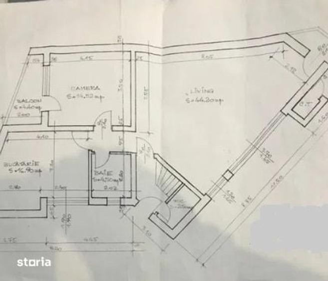 Casă cu Teren 200 Mp în Central