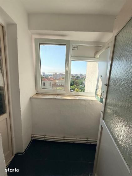 Apartament cu 2 camere decomandat în Centru Civic