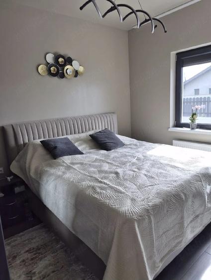 Casă cu Teren 300 Mp în Sânmihaiu Român