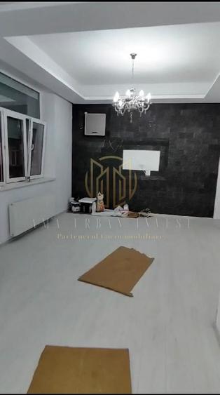 Apartament cu 4 camere decomandat în Unirii