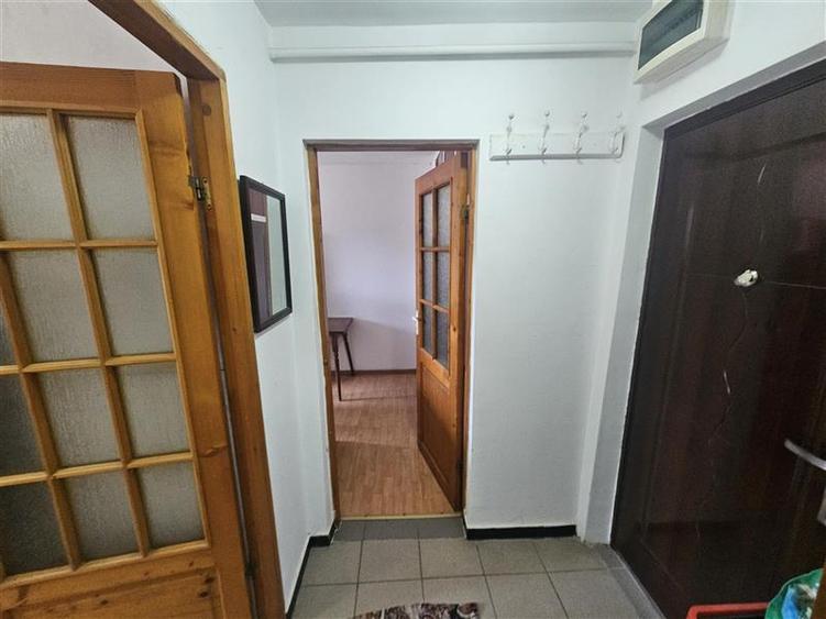Garsonieră decomandată în Calea Caransebeșului