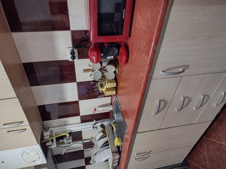 Apartament cu 3 camere decomandat în Rădăuți