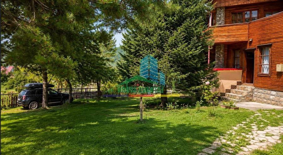 Duplex cu 4 camere cu Canalizare în Lepșa