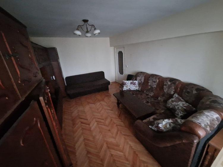 Apartament cu 2 camere decomandat în Unirii