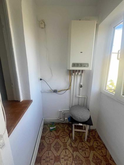 Garsonieră decomandată în Central