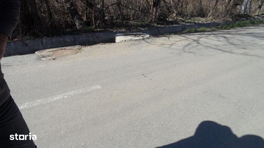 Teren de 4733 mp, în Răzvad