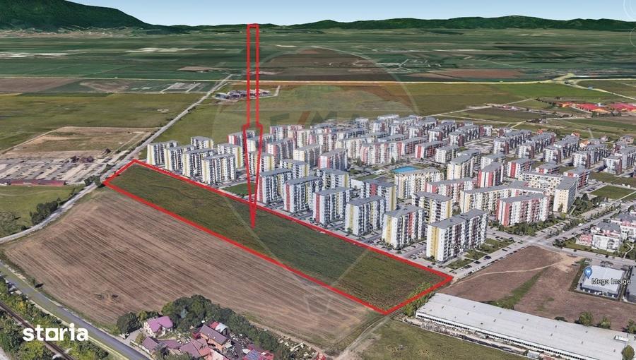 Teren de 33088 mp, în Bartolomeu
