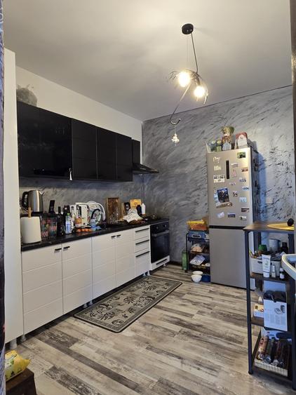 Duplex cu 3 camere cu Teren 250 Mp în Aninoasa