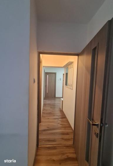 Apartament cu 2 camere decomandat în Valea Cetății
