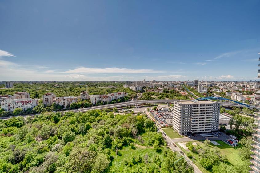 Apartament cu 3 camere semidecomandat, mobilat în Tineretului