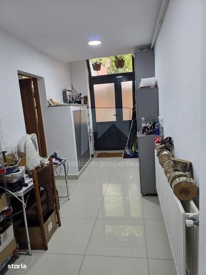 Apartament cu 4 camere decomandat în Sebastian