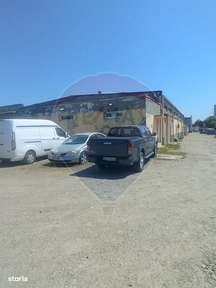 Spațiu comercial, de 1,900 mp, în Lacu