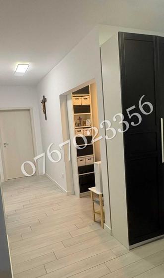 Apartament cu 3 camere decomandat în Chinteni