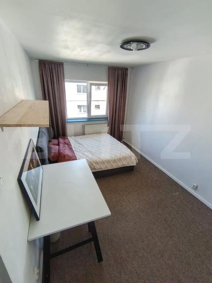 Apartament cu 4 camere semidecomandat, mobilat în Centrul Civic