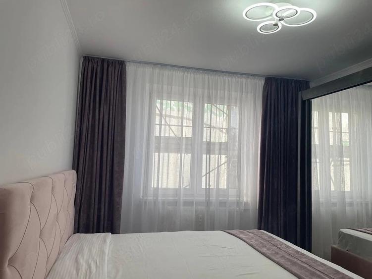 Apartament cu 3 camere semidecomandat în Metalurgiei