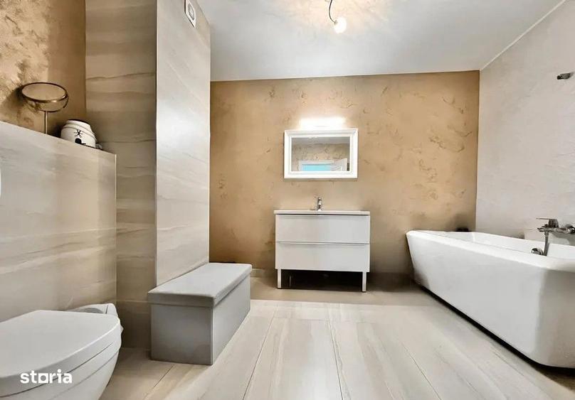 Apartament cu 4 camere decomandat în Dârste