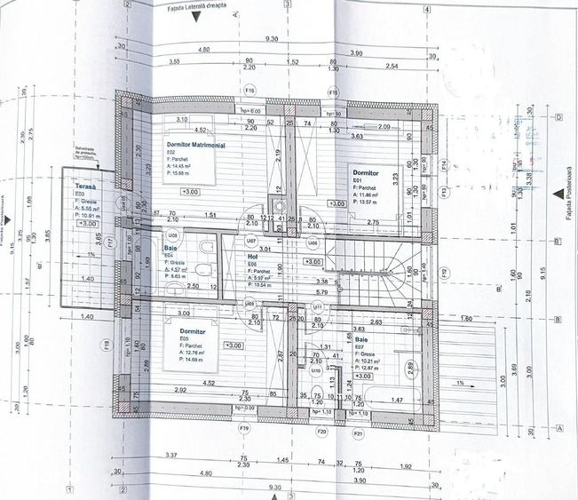 Casă cu 4 camere cu Teren 400 Mp în Central