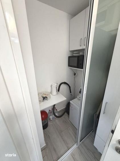 Spațiu comercial, de 69 mp, în Apusului