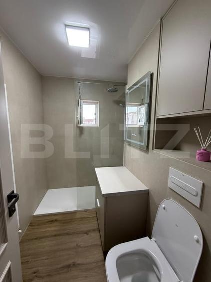 Apartament cu 2 camere decomandat, mobilat în Central