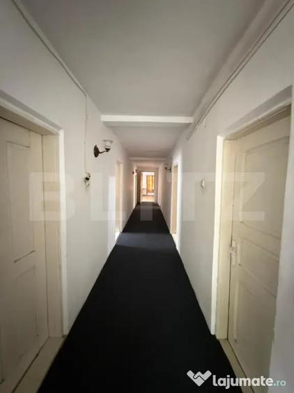 Casă cu 4 camere cu Teren 667 Mp în Victoria
