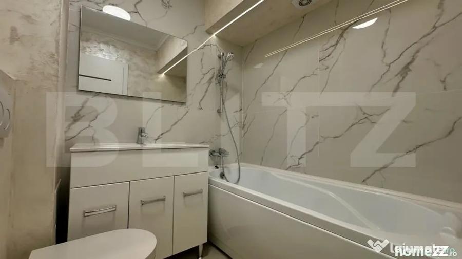 Apartament cu 3 camere semidecomandat în Dacia