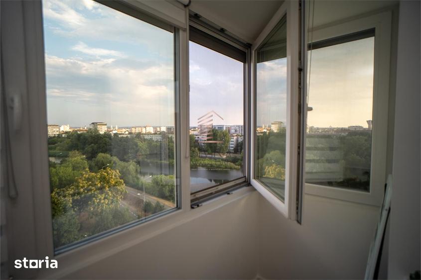 Apartament cu 3 camere semidecomandat în Decebal