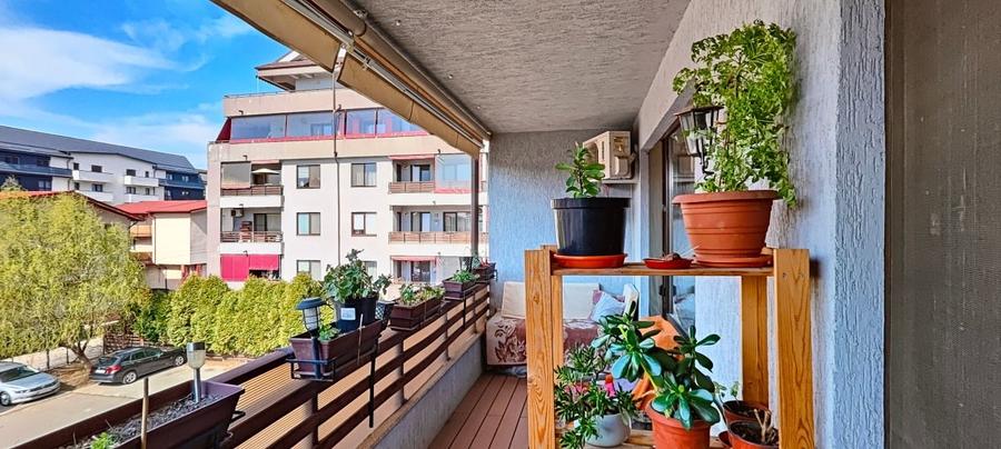 Apartament cu 3 camere decomandat, mobilat în Central