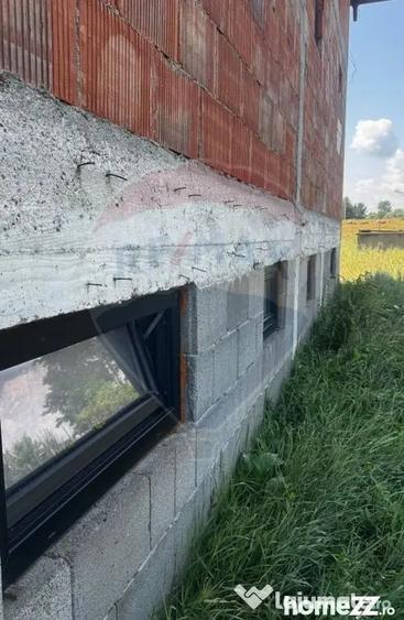 Casa / Vila cu 6 camere de vanzare - Costana (Suceava) - 13