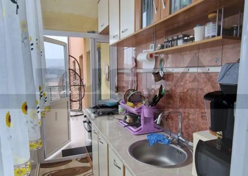 Apartament cu 2 camere semidecomandat în Chinteni