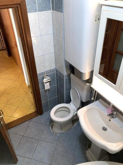 Apartament cu 3 camere semidecomandat în Mihai Bravu