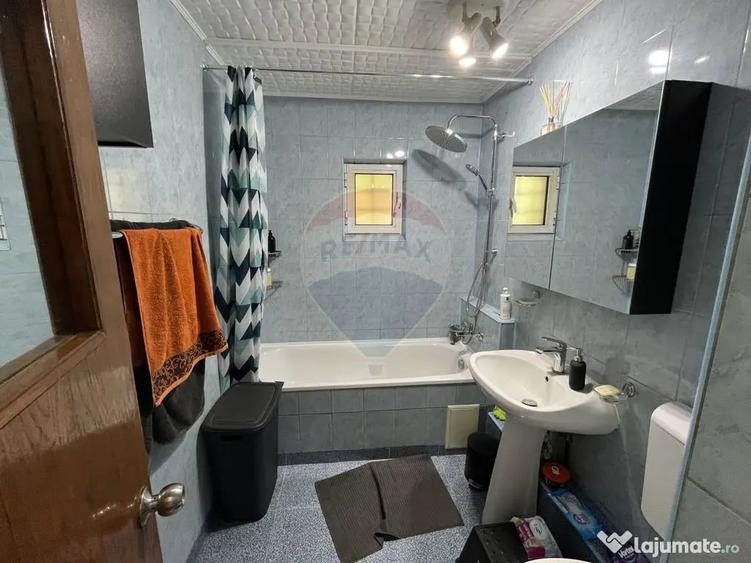 Apartament cu 3 camere decomandat în Militari