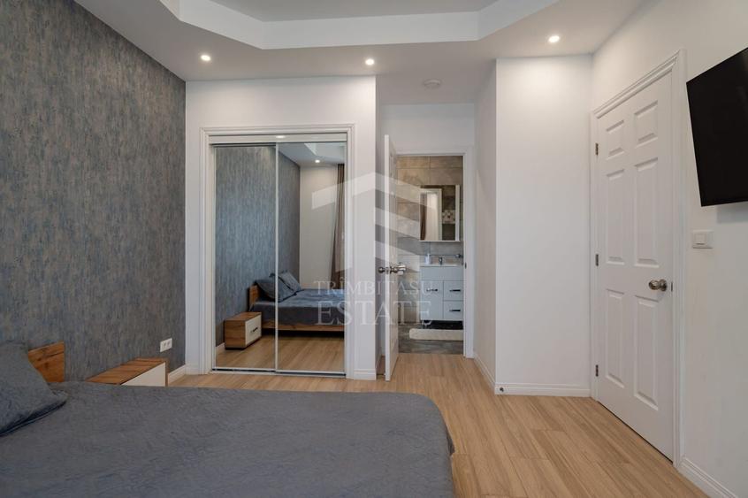 Casă individuală cu 5 camere cu Piscina în Siminoc