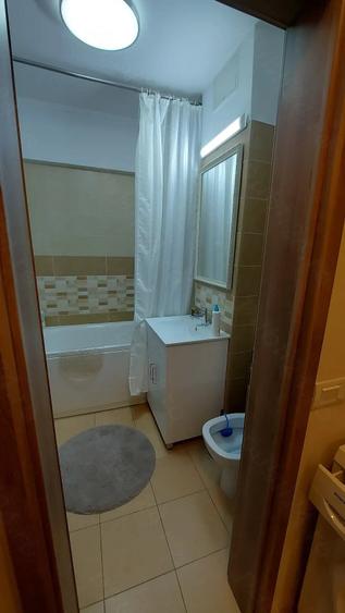 Apartament cu 2 camere decomandat în Exterior Vest
