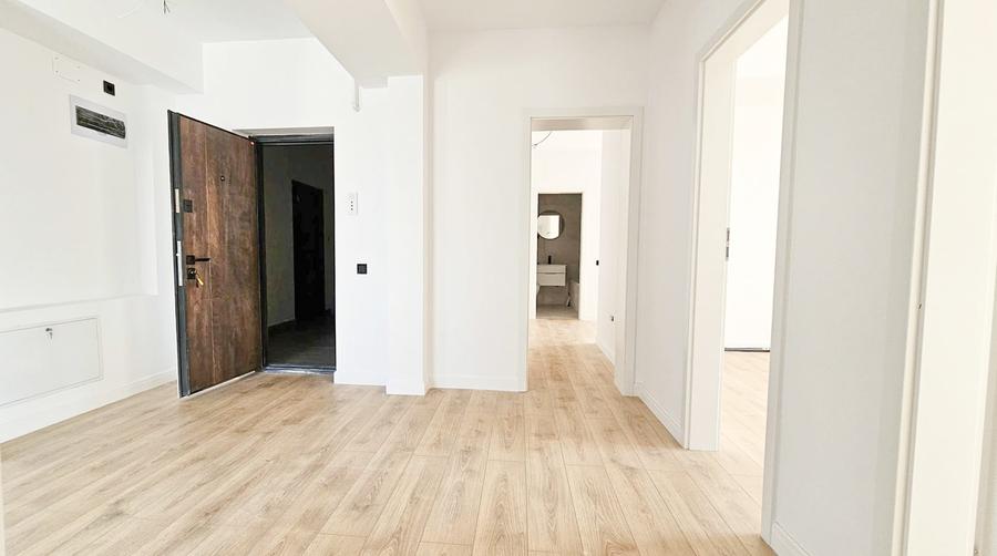 Penthouse cu 3 camere decomandat în Militari