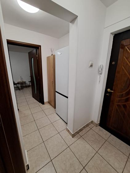 Apartament cu 2 camere decomandat în Colentina