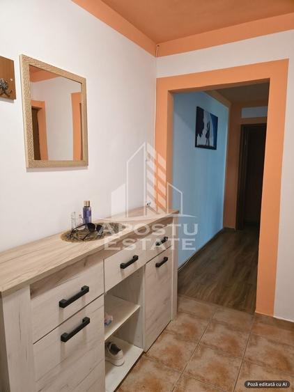 Apartament cu 2 camere semidecomandat, mobilat în Dacia