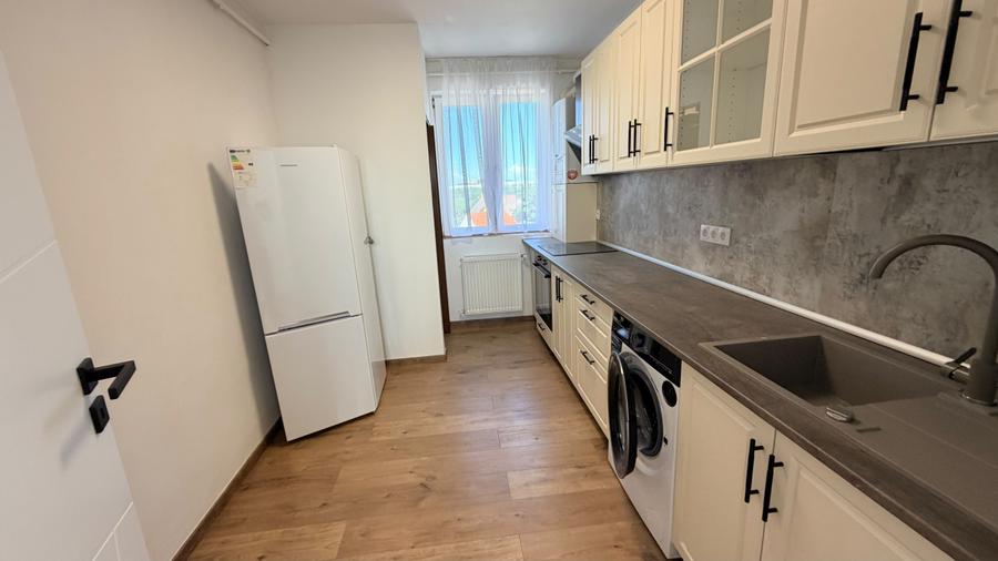 Apartament cu 2 camere decomandat în Turnișor