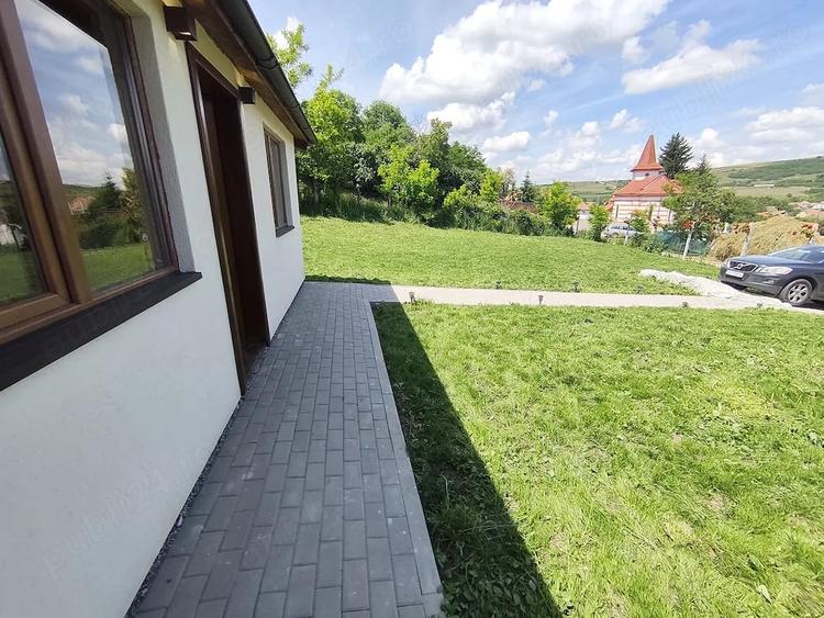 Casă cu Teren 606 Mp în Ruși