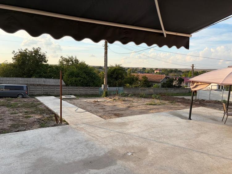 Casă individuală cu 4 camere cu Teren 600 Mp în Nisipari